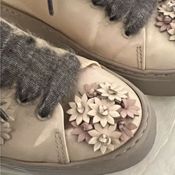 AGL MADE IN ITALY LEATHER Beige and Gray Sneakers made in Italy - Picture 8 of 10